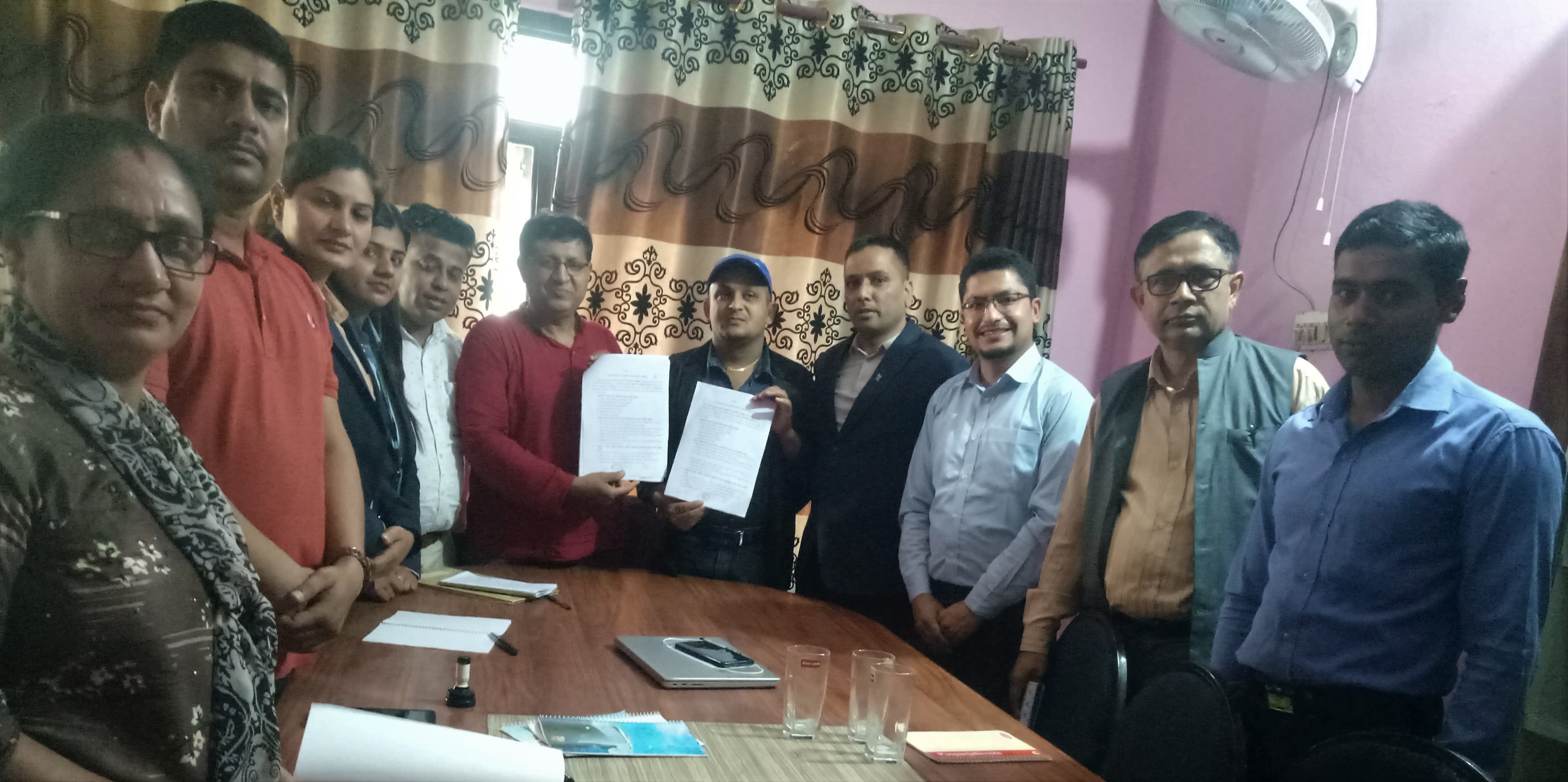 रुपन्देही जिल्ला बचत संघ बीच व्यावसायिक साझेदारी सम्झौता