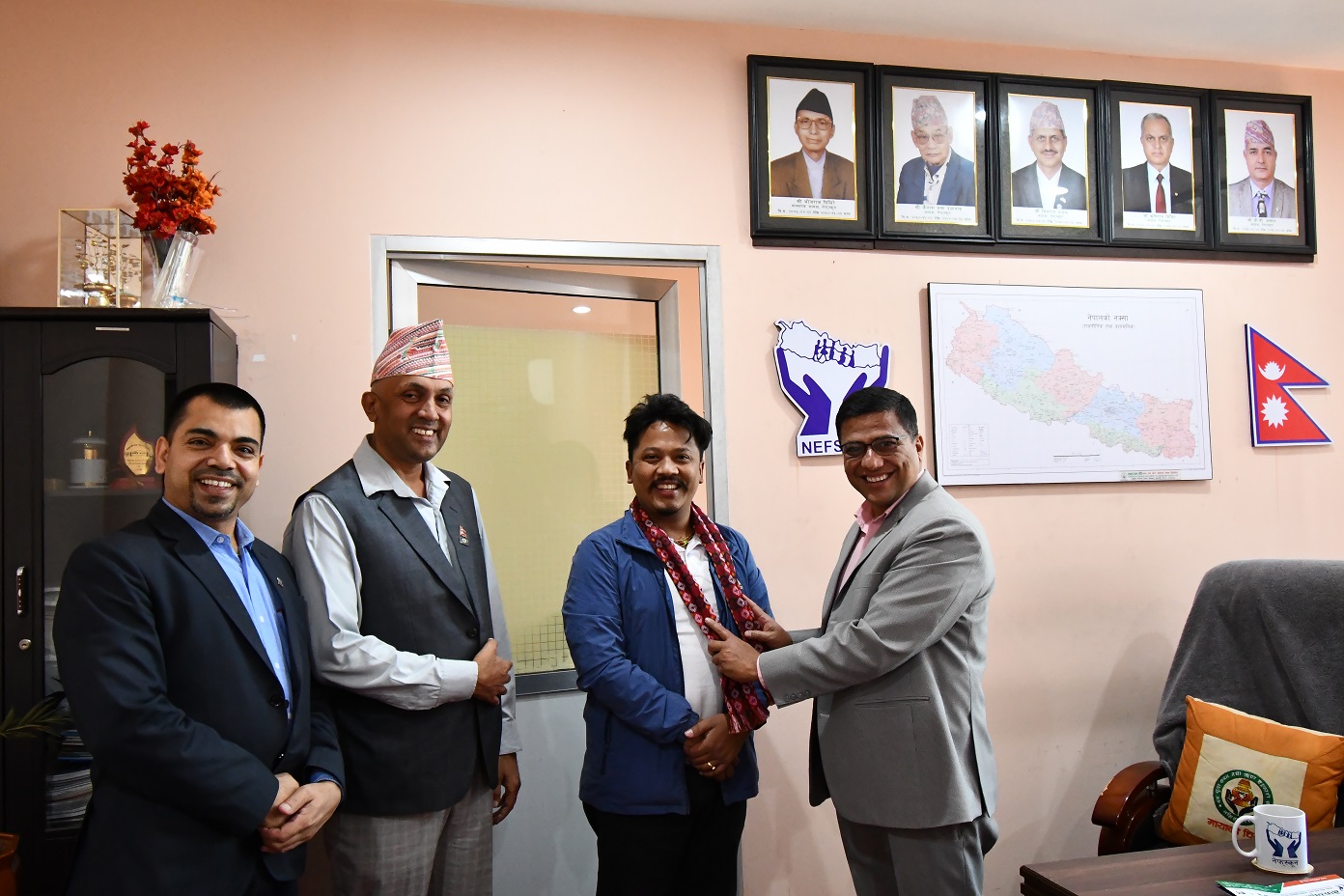 नेफ्स्कून अध्यक्षद्वारा पत्रकार काजी श्रेष्ठलाई बधाई तथा शुभकामना