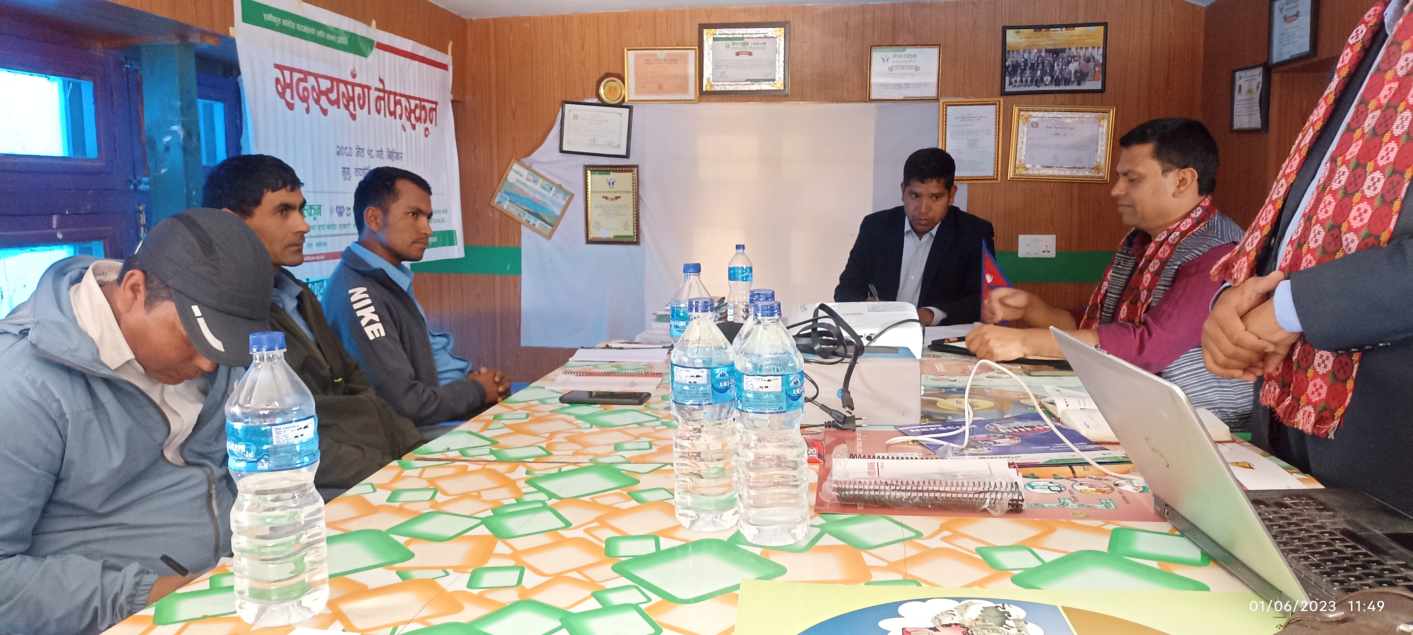 कर्णालीको मुगुमा सदस्यसँग नेफ्स्कून 
