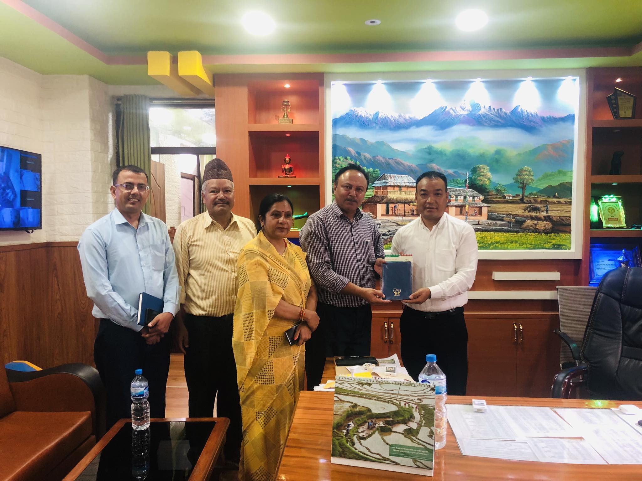 पूर्वी पहाडी जिल्लामा सदस्यसँग नेफ्स्कून अन्तरक्रिया