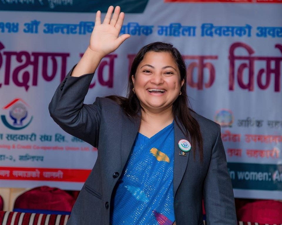 कृपया, पुरानो कोट लगाऔं तर पुस्तक किनेर पढौं