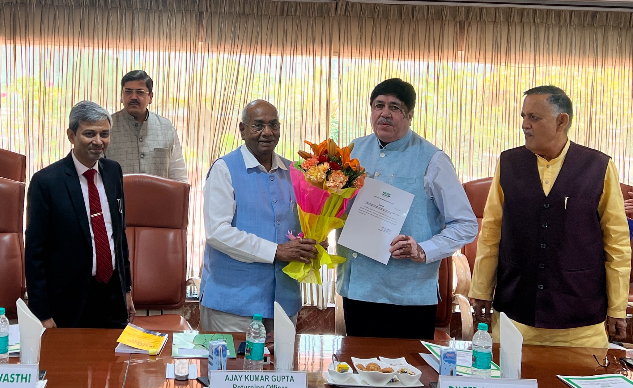 इफ्को अध्यक्षमा पुनः दिलीप सांघानी निर्वाचित 