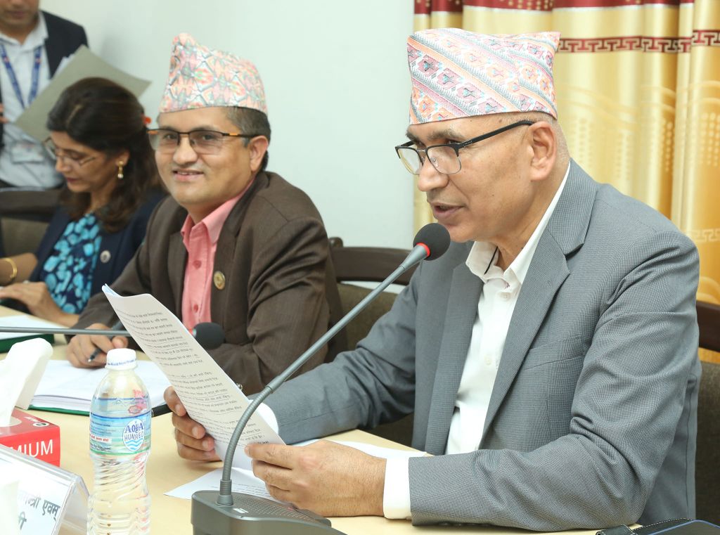स्वनियमनले अपेक्षाकृत परिणाम नदिँदा सहकारीमा समस्या देखियोः अर्थमन्त्री पौडेल