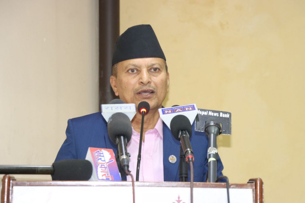 मन्त्री अधिकारीद्वारा सय दिने उपलब्धि सार्वजनिक (पुर्णपाठ)