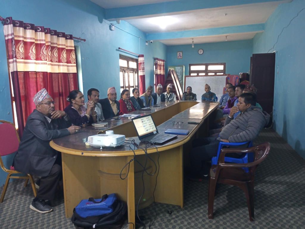 डडेल्धुरामा 'व्यवसाय प्रवर्धनका लागि अन्तरक्रिया कार्यक्रम'
