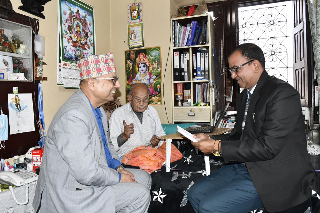 कैलाश सरलाई स्वास्थ्यलाभको कामना !