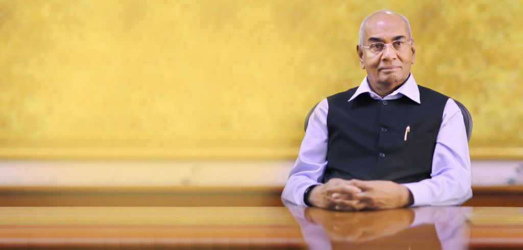 रोचडेल पायोनियर्स अवार्ड-२०२४ इफ्कोका प्रबन्ध निर्देशक डा.युएस अवस्थीलाई